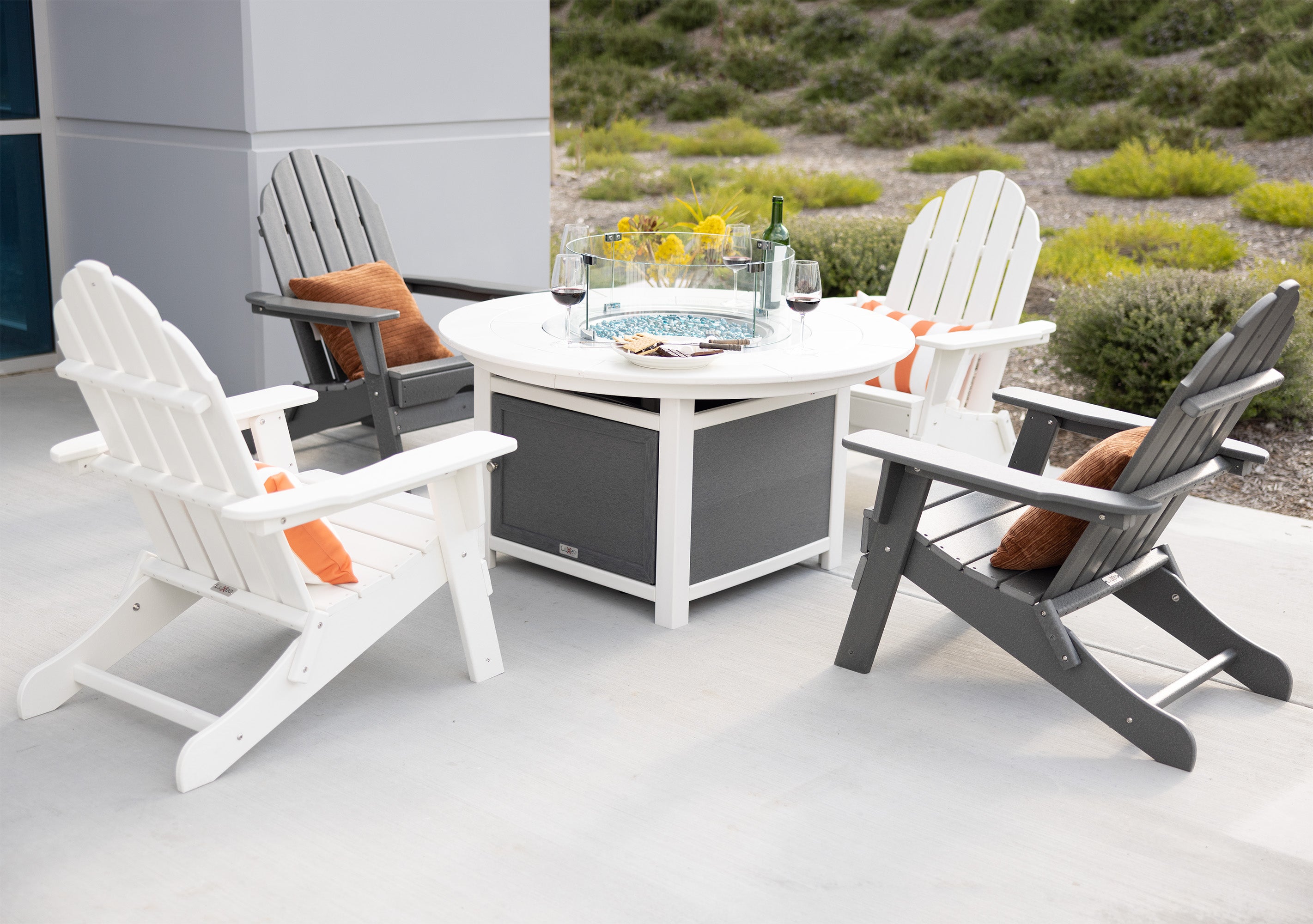 Vail 48" Two-Tone Fire Pit Table, Round Top with Four Balboa Chairs