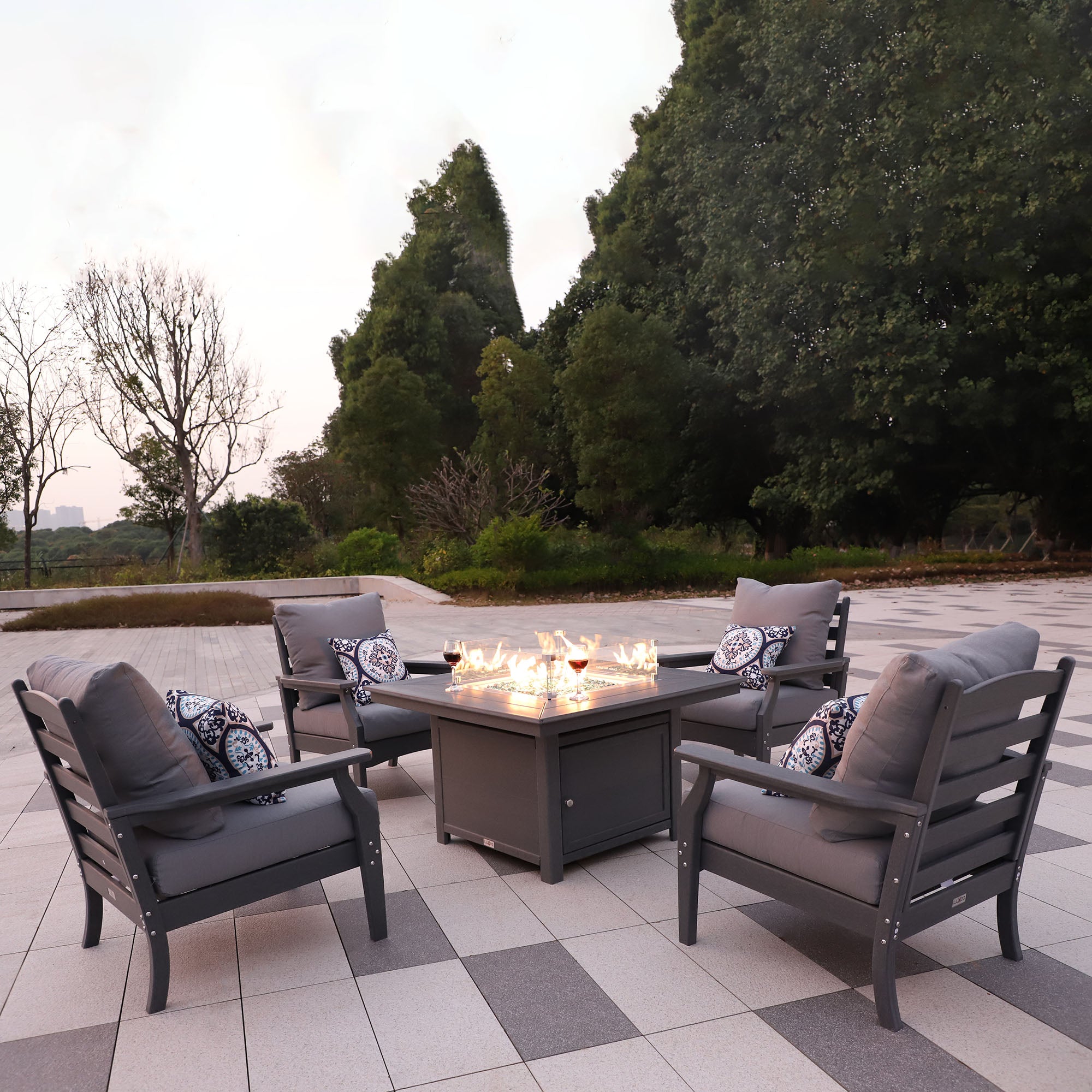 LuXeo Park City 25" (H) x  42" ( W) Square Firepit Set with  4 Deep Seating Chairs
