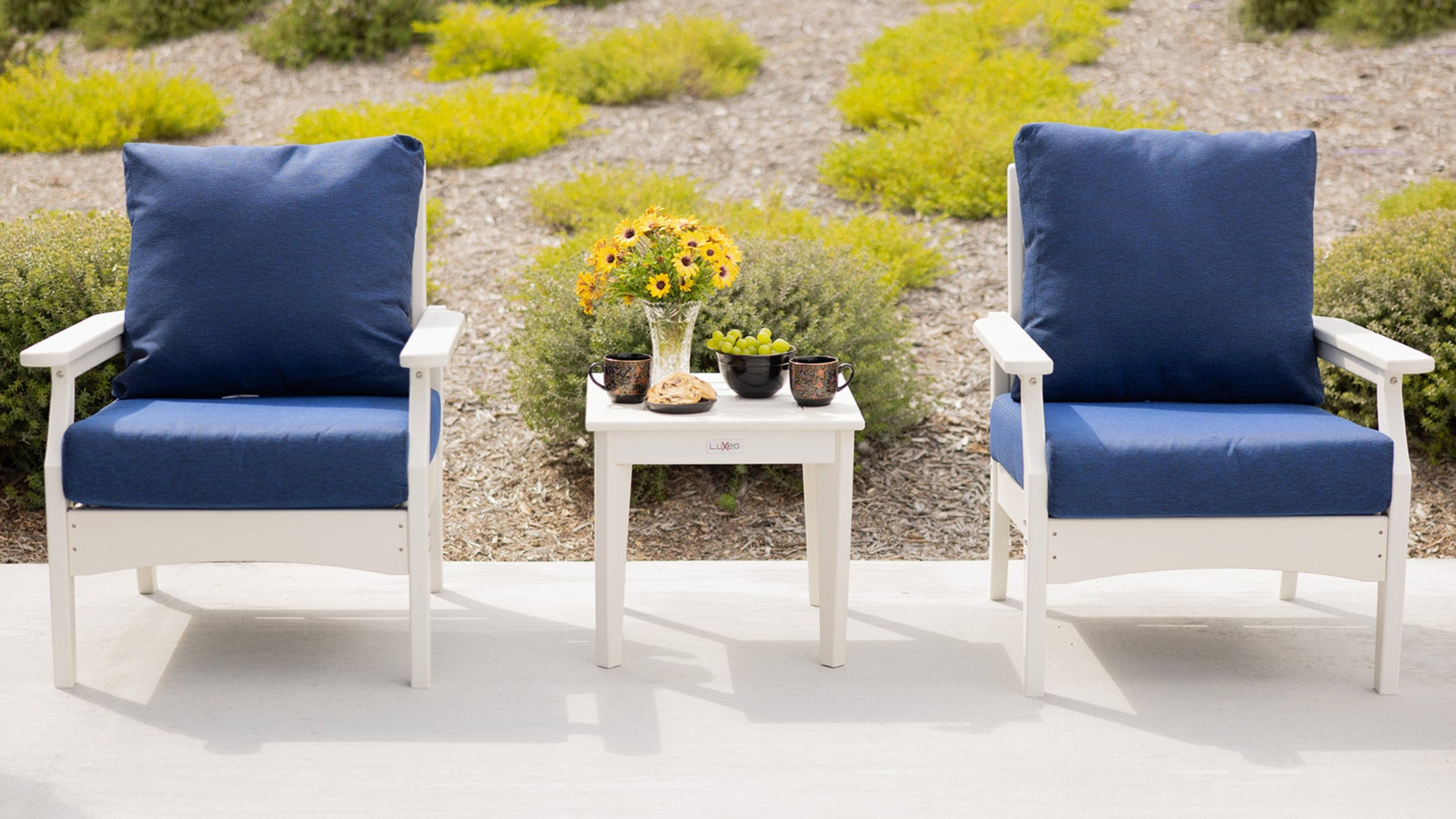 LuXeo Aspen 3PC Set Deep Seating Chair with End Table