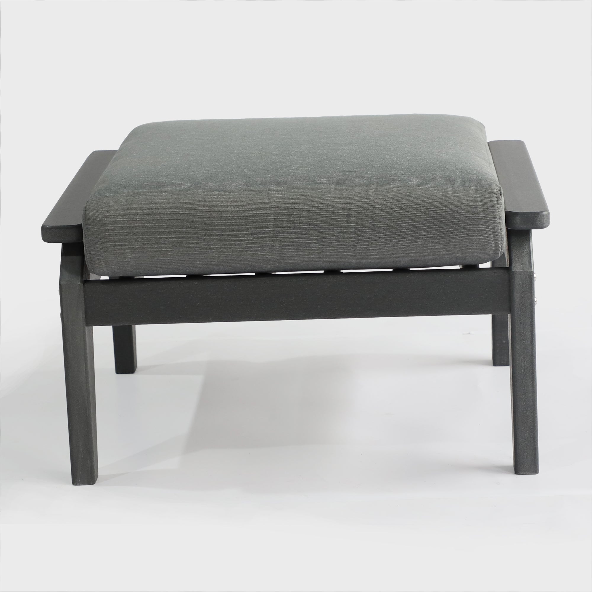 LuXeo Aspen 5PC Deep Seating Chair with Ottoman and End Table